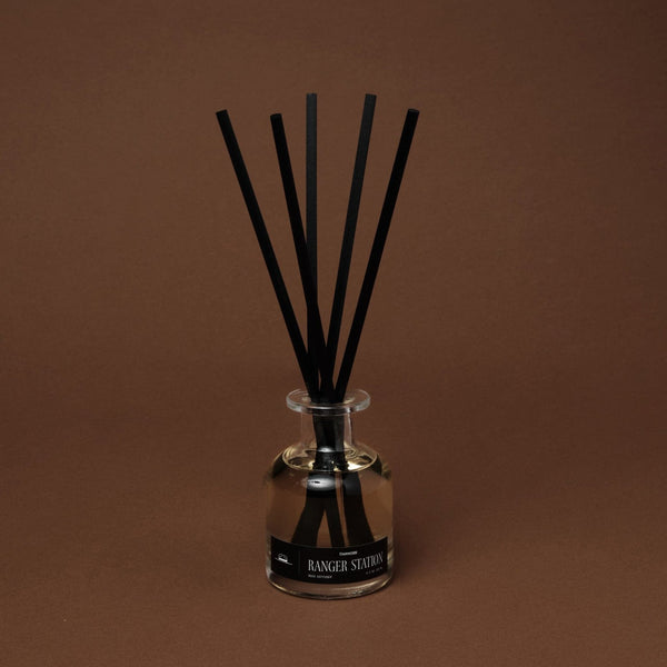 OAKMOSS REED DIFFUSER Reed Diffuser moss / cedarwood / amber / bergamot 