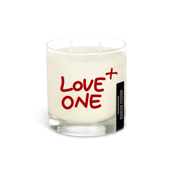 THE LOVE ONE CANDLE Candle 50% of all proceeds given to Love One 