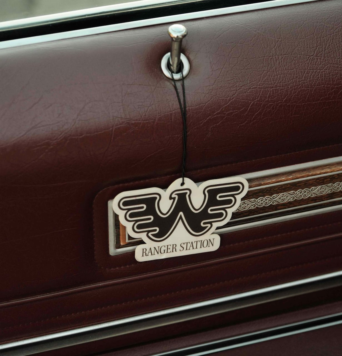 HOSS (feat. WAYLON JENNINGS) CAR COLOGNE – RANGER STATION