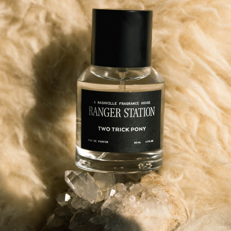 TWO TRICK PONY PERFUME Perfume amber / ambroxan / woods / musk 